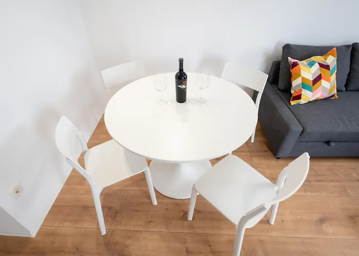 Piskulic * Brodarica (Sibenik-Knin)