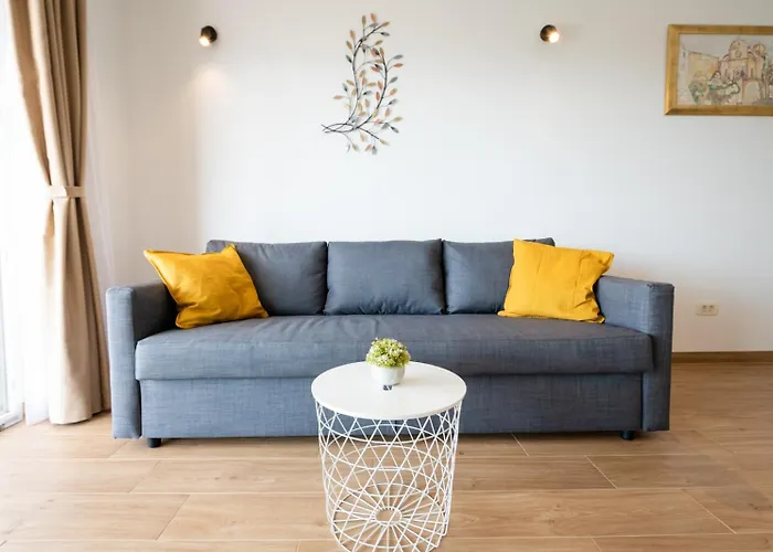 Piskulic * Brodarica (Sibenik-Knin)